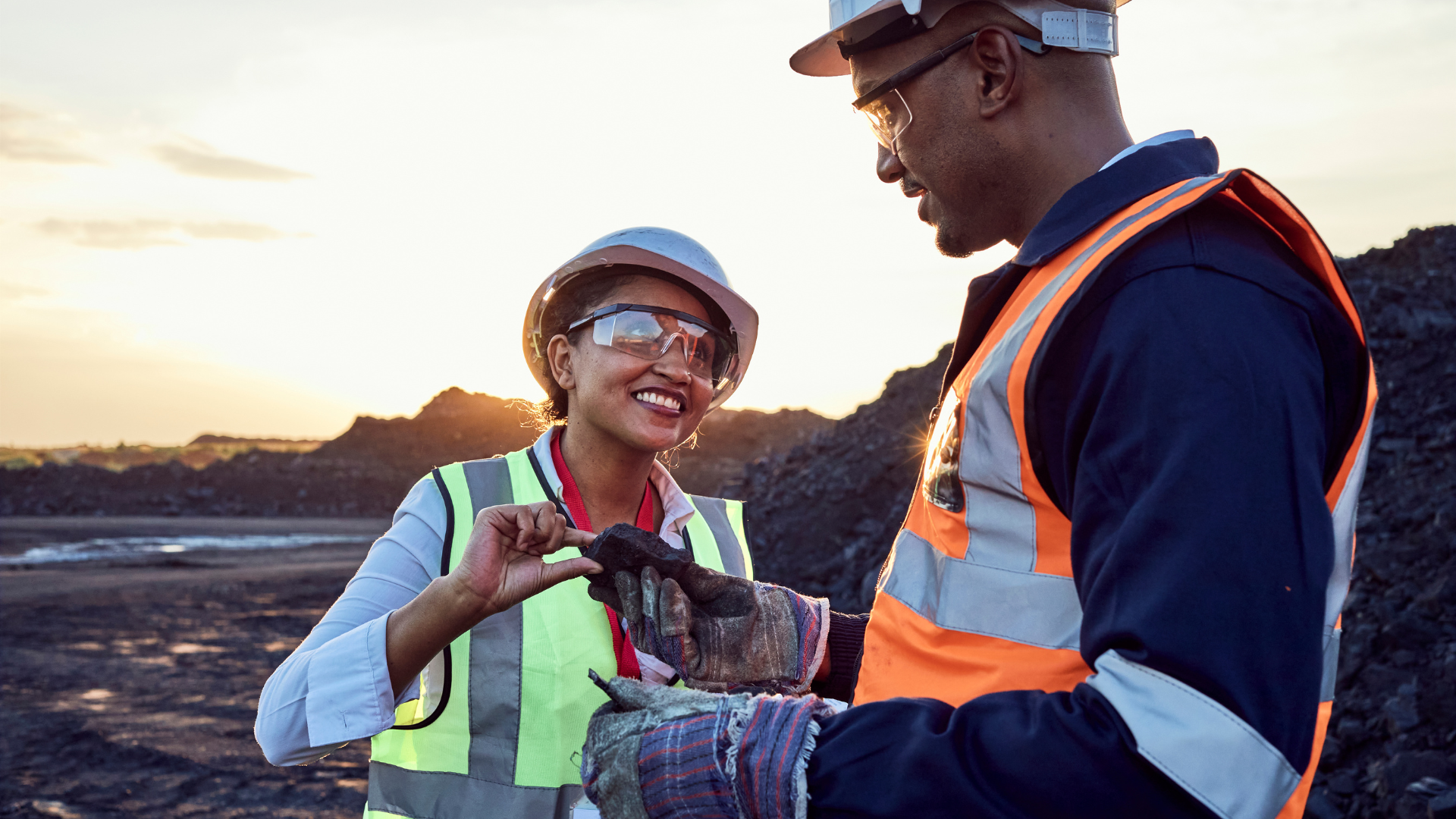 Featured Image - How to find the best home loans for mining industry employees